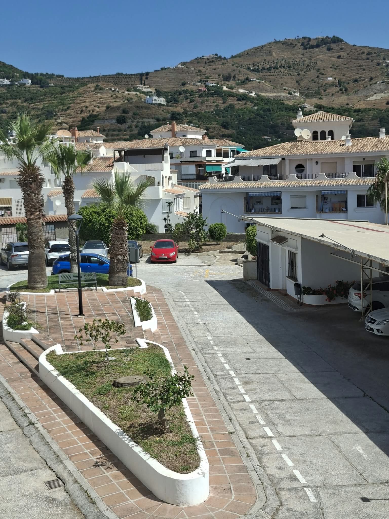 Urbanización y parking